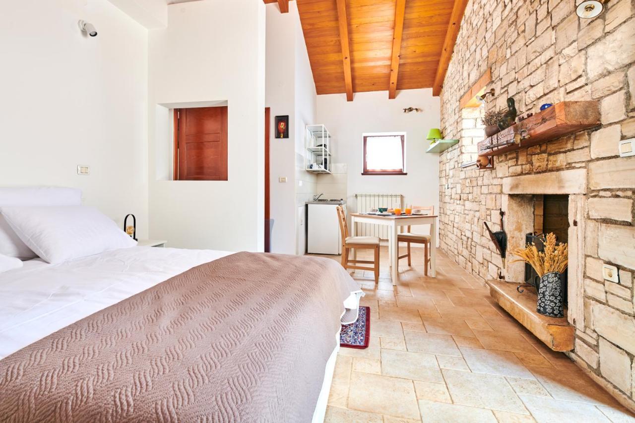 Villa Volpija Buje Esterno foto