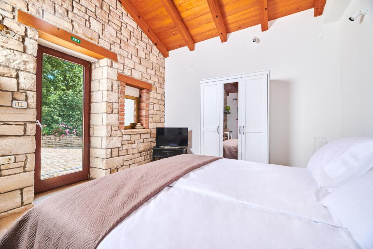 Villa Volpija Buje Esterno foto